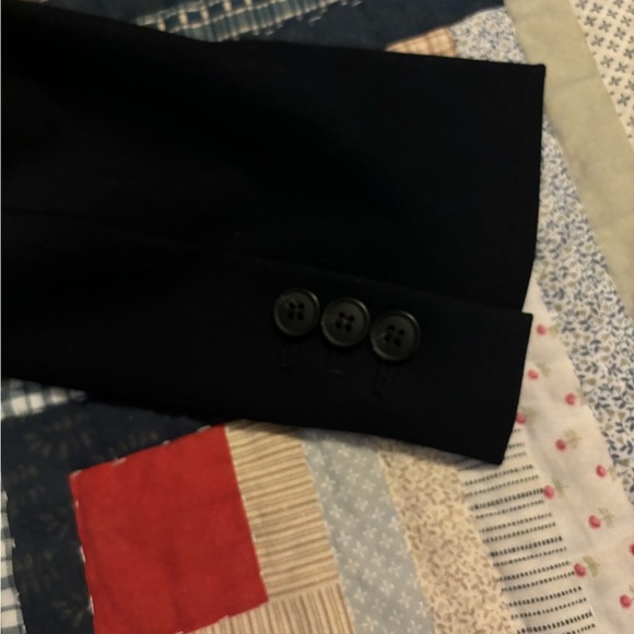 Blazer - Picture 4 of 5